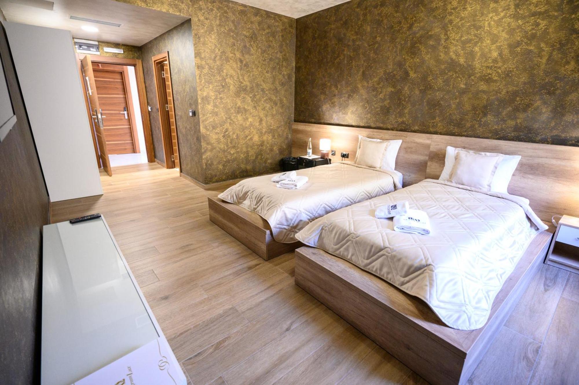 Monogramlux Hotel Indija Luaran gambar