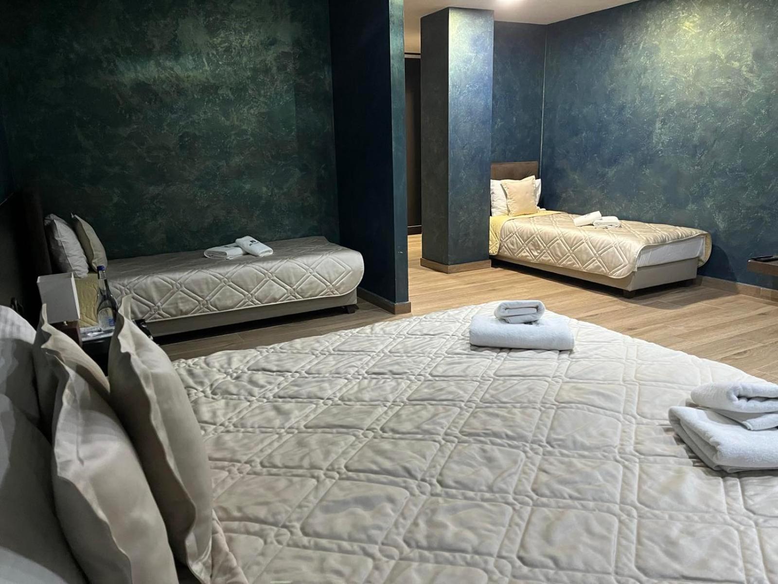 Monogramlux Hotel Indija Luaran gambar